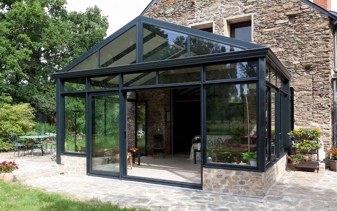 Comment choisir entre une véranda et une pergola ?